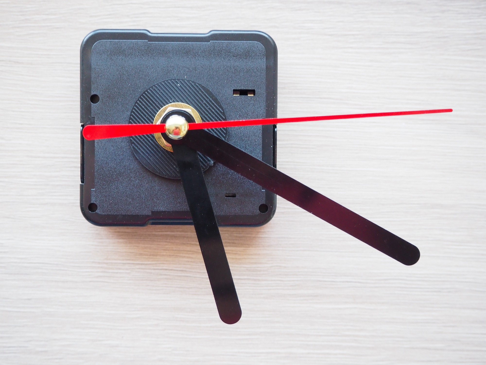 Hodinový strojek (1)